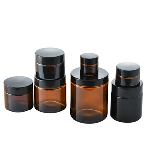 Emballage cosmétique de luxe personnalisé avec étiquette, 250 ml, 8 oz, couvercle doré estampé à chaud, contenants en PP noir de qualité alimentaire, flacon pompe pour crème pour le visage - Product Image 1