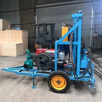 Plateforme de forage de puits d'eau portable à petite échelle, moteur diesel avec commande hydraulique, profondeur maximale de 200 m, fonctionnement facile pour l'agriculture et l'usage domestique