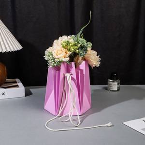 Vase en carton exquis personnalisé, emballage en papier <span class=keywords><strong>kraft</strong></span> imperméable pour fleurs, sacs cadeaux recyclables, boîte aqua pour l'emballage des fleurs - Product Image 5