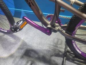 Bicicleta de Alta Calidad con Cuadro de Aluminio de 27 Velocidades, Frenos de Disco Hidráulicos Ordinarios de Acero, Ligera, con Absorción de Impactos ZXC-8 - Product Image 3