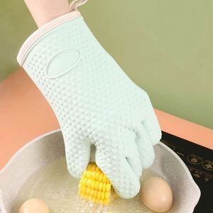 Silicone Oven Gloves with Dotted Style Heat Resistant & Anti-Slip Microwave Safe Baking & Kitchen Cooking Gloves - Product Image 2