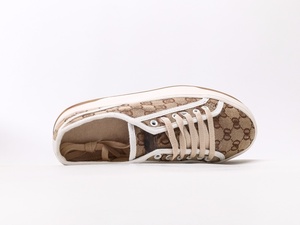Wholesale fashionable and luxurious designer casual walking-style <b>shoes</b> with laces, suitable for both men and <b>women</b> - Product Image 2