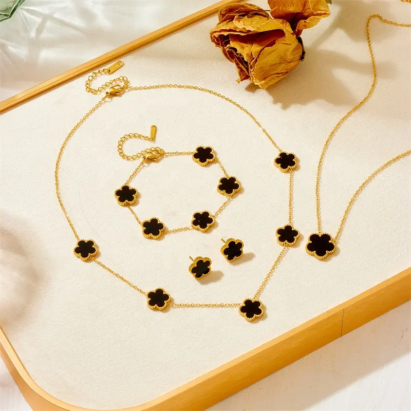 Mode baru 3 buah/Set anting semanggi Stainless Steel berlapis emas 18K gelang kalung Set perhiasan untuk wanita