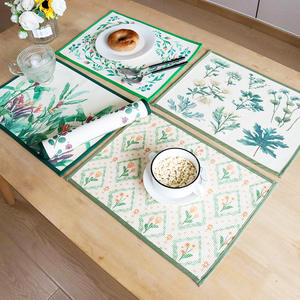 Napperons carrés en polyester imprimés de fleurs fraîches, épais et lavables, style pastoral, avec motifs de coccinelles et de plantes - Product Image 3