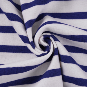 Rouleau de tissu rayé 300 GSM 98% polyester 2% élasthanne avec surface tricotée dense et structurée pour robes, chemises, jupes et costumes - Product Image 5