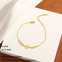 Bracelet ajustable en acier inoxydable 304/316 plaqué or 18 carats avec breloque fleur, design de niche étanche et exquis, vente en gros pour femmes