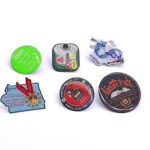 Custom Fashionable Decorating Silicone Badge Buckle Attachment Clip Safety Brooch Pin soft enamel clip style pin badge