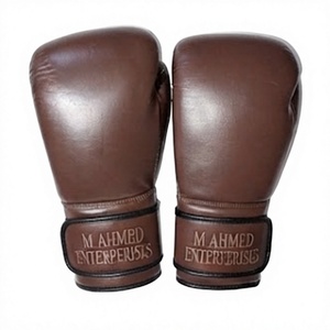 Gants de boxe en cuir marron avec sangle de poignet réglable à scratch, respirants, pour l'entraînement en salle de sport - Product Image 1