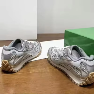 Zapatillas Deportivas con Cordones Iluminadas de Moda de BV Designer Shoes para Hombre y Mujer, Forro de Cuero Genuino de Alta Calidad, Estilo de Punta Suave - Product Image 4