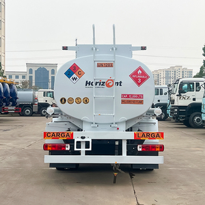 Gepersonaliseerde Maatwerk Faw 4X2 Links/Rechts Rijden 12000l Olie <span class=keywords><strong>Truck</strong></span> Met Yuchai Dieselmotor En Pomp - Product Image 4