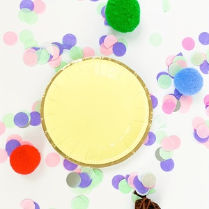 <span class=keywords><strong>Assiettes</strong></span> en papier rondes <span class=keywords><strong>de</strong></span> 4 pouces en dentelle dorée jetable couleur macaron Set <span class=keywords><strong>de</strong></span> vaisselle d'anniversaire <span class=keywords><strong>Assiettes</strong></span> à gâteaux en papier <span class=keywords><strong>Lot</strong></span> <span class=keywords><strong>de</strong></span> <span class=keywords><strong>8</strong></span> - Product Image 5