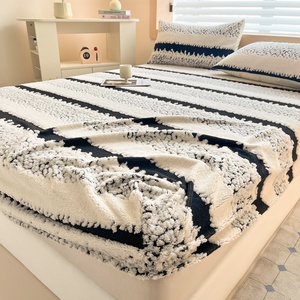 Premium Winter Jacquard Bedding Set Thickened Mattress Protector Cozy Milk Velvet <strong>Fitted</strong> <strong>Sheet</strong> Bed Cover - Product Image 2