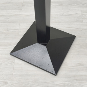 Base de <span class=keywords><strong>table</strong></span> en <span class=keywords><strong>fonte</strong></span> robuste de qualité commerciale, base <span class=keywords><strong>carrée</strong></span> pyramidale pour restaurant, café, <span class=keywords><strong>bistrot</strong></span>, revêtement en poudre noire, <span class=keywords><strong>pied</strong></span> de <span class=keywords><strong>table</strong></span> durable - Product Image 4