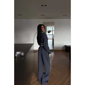 Ensemble de survêtement décontracté d'hiver Sonora, conçu sur mesure, léger, respirant, coupe-vent, imprimé, grande taille, logo, MOQ 2 pièces, gris fumé - Product Image 1