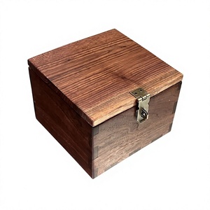 Caja de Joyería de Madera Moderna, Ecológica y Hecha a Mano, con Compartimentos para Anillos y Aretes, Organizador de Joyería Personalizado de Primera Calidad - Product Image 6