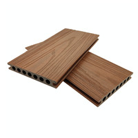 Planches de terrasse composites creuses pour projets résidentiels de jardins