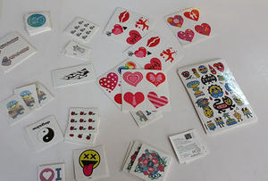 あなた自身のロゴを作るタトゥープリントパーソナライズされた一時的なタトゥーステッカー防水一時的なタトゥーマーカー - Product Image 3