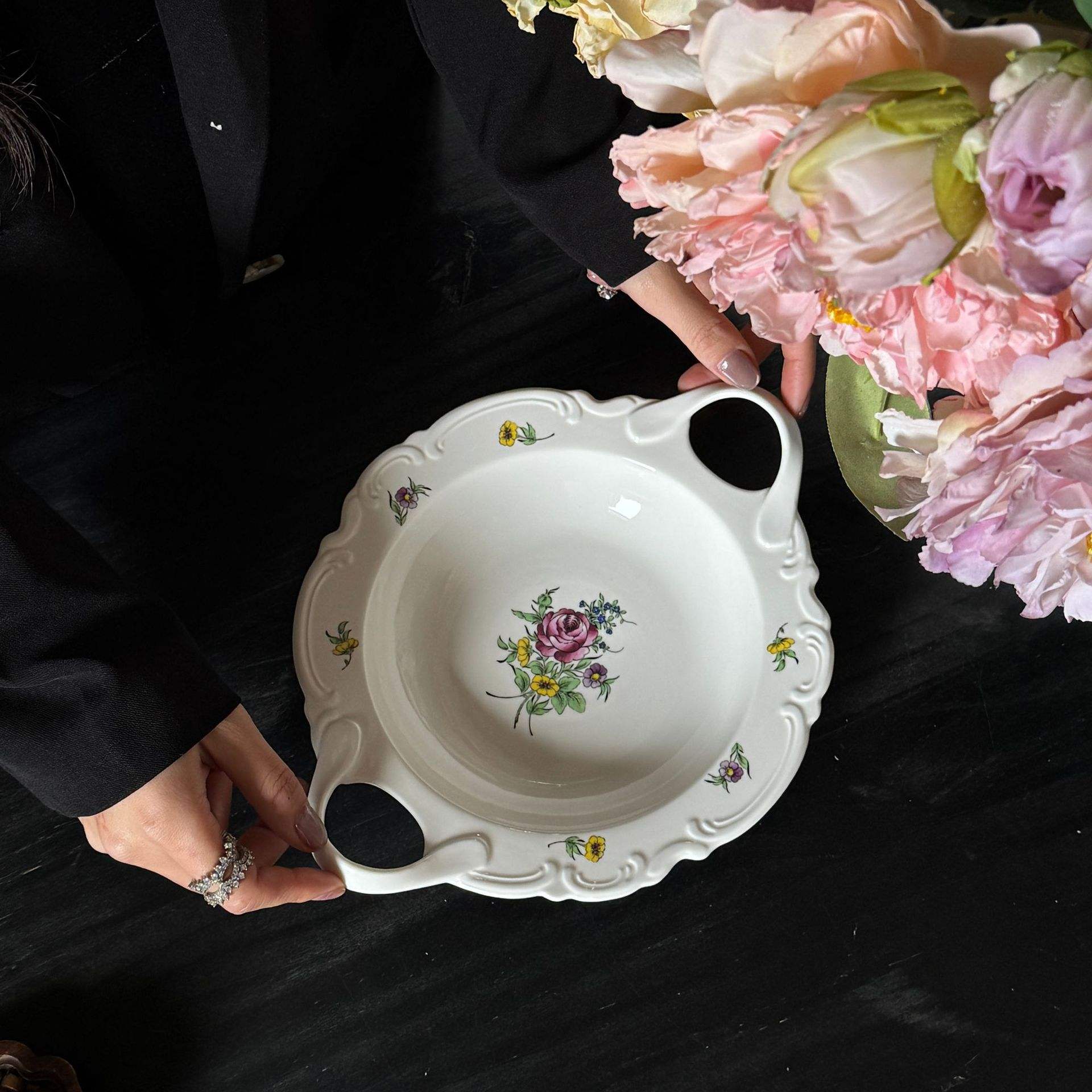 Flower dance round double-ear soup plate