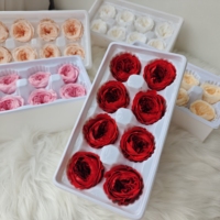 Lovebay Arrangement Personnalisé Têtes de Roses Austin 4-5cm en Boîte – Vente en Gros de Fleurs Éternelles Préservées