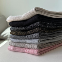 Chaussettes de sport personnalisées de haute qualité avec logo tricoté, fil brillant or et argent, confortables et élégantes
