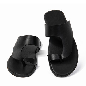 Tongs en cuir véritable pour hommes, semelle extérieure en caoutchouc souple, sandales d'été pour l'extérieur, design à bout ouvert - Product Image 2