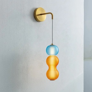 Lámpara de Pared Moderna de Diseño Europeo Nórdico, Aplique de Pared de Cobre con Diseño Elegante en Morado Niebla y Azul, Lámpara de Pared de Vidrio para Dormitorio - Product Image 1
