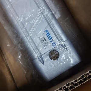 กระบอกสูบแท้รุ่น ESBF-BS-32-100-10P 8022565 ESBF-BS-32-100-5P 8022562 ตัวกระตุ้นเชิงเส้นสำหรับหยิบและวาง - Product Image 3