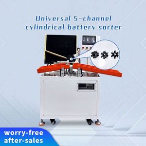 Machine de tri de batteries au lithium cylindriques 5 canaux 18650, 21700, 32700, machine de test IR OCV de batterie - Product Image 2