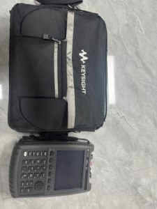 Keysight N9917A FieldFox Handheld 18 GHz Microwave Analyzer 2 Ports Spectrum Analyzer Network Analyzer Lebih Banyak *Harga Tanyakan Kami* - Product Image 2
