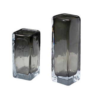 Jarrón de Vidrio Artístico Soplado a Mano, Decoración Moderna de Lujo para el Hogar, Centros de Mesa, Jarrones de Vidrio Grueso, Pesado y de Color Sólido de Alta Gama - Product Image 1