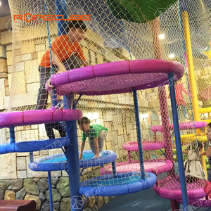 Attrezzatura per parco giochi con rete di corda arcobaleno per interni ROPECUBE | Strutture per divertimenti Non standard tessute a mano per aree per bambini di grandi dimensioni - Product Image 6