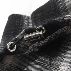 Sudadera con Capucha para Hombre, Diseño de Parches, Blanco y Negro a Cuadros, Estilo Casual Holgado, Tejida, Otoñal, con Bolsillos - Product Image 5