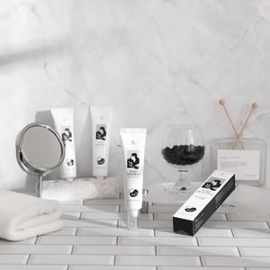 [SOY LAB] ออร์แกนิค ฮันนี่ แบล็คบีน สกัลป์ แอมพูล รีเฟรชชิ่ง เอสเซนส์ โบทานิคอล เบลนด์ นูริชชิ่ง มอยส์เจอร์ไรเซอร์ ทำความสะอาดผิวอย่างอ่อนโยน - Product Image 3