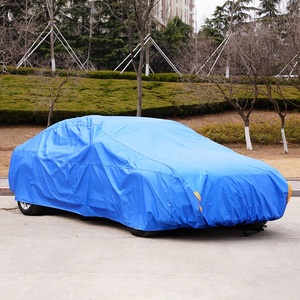 Couverture de neige multifonctionnelle de <span class=keywords><strong>pare</strong></span>-<span class=keywords><strong>brise</strong></span> de voiture de taille personnalisée 190T housse de voiture de <span class=keywords><strong>protection</strong></span> UV - Product Image 2