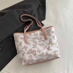 กระเป๋าสะพายไหล่ลายดาวเกาหลีคุณภาพสูงความจุเยอะสำหรับผู้หญิง รุ่นใหม่ปี 2025 กระเป๋าโท้ทหนัง PU พร้อมซิปปิด - Product Image 5