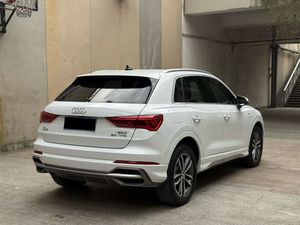 <span class=keywords><strong>Audi</strong></span> <span class=keywords><strong>Q3</strong></span> 35 TFSI Progressive Dynamic Edition SUV d'<span class=keywords><strong>occasion</strong></span> 2021 - Euro VI - Boîte automatique - Sièges en cuir - Phares LED et toit ouvrant - Product Image 5
