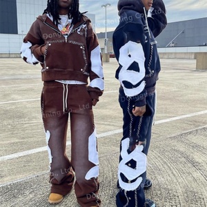 Conjunto de Sudadera con Capucha Vintage de Streetwear con Logotipo Bordado Personalizado y Media Cremallera, y Pantalones de Chándal Acampanados con Lavado Ácido y Efecto Desgastado - Product Image 2