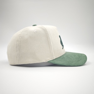 Casquette de baseball en velours côtelé 5 panneaux personnalisée de haute qualité avec logo brodé, style sportif hivernal, pour hommes et femmes, vente en gros OEM - Product Image 4