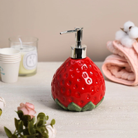 Distributeur de savon en céramique écologique, motif fraise rétro mignon, ensemble d'accessoires de salle de bain, cadeau pour la maison et l'hôtel, flacon de lotion, savon liquide