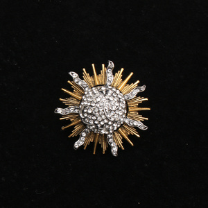 Retro-Sonnenbrosche im mittelalterlichen Hofstil, antike Rhinester-Korsage, altbabylonische Sonnenbrosche - Product Image 2