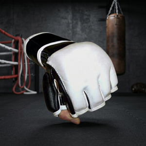 ถุงมือหนัง MMA คุณภาพสูง Protek PG-5313 แบบปรับได้ พร้อมสายรัดข้อมือปรับระดับได้ ฟรีป้ายโลโก้ สำหรับผู้ใหญ่ - Product Image 3