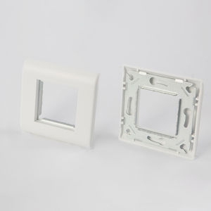 Standaard 80x80mm wandplaatframe in Franse stijl met metalen achterbeugel, voor ethernet-/telefoonuitgang - Product Image 2