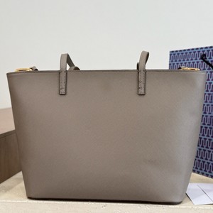 Tote Bag Large Capacity Magnetic Buckle Everyday Use Women's Shopping Bag Caramel Color - Product Image 3