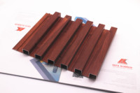Grande Muraille Plafond Imperméable À L'eau Étanche À L'humidité Ignifuge 3D Effet De Grain De Bois En Aluminium Panneaux De Revêtement Mural Intérieur Maison