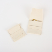 Boîtes coulissantes personnalisées avec logo carré en relief pour bijoux, boucles d'oreilles, bracelets, emballage cadeau, boîte en papier avec pochette