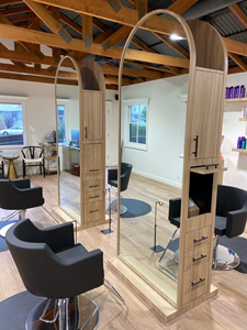 กระจกสองด้านสำหรับร้านทำผมวัสดุไม้สำหรับร้านตัดผมทันสมัยมีความเงางามสูง - Product Image 6