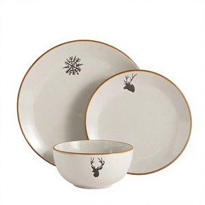 Service de vaisselle en grès mat artisanal de luxe, avec détails côtelés, style européen, réutilisable et compatible lave-vaisselle, pour la restauration fine - Product Image 1