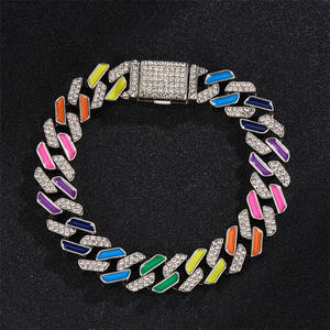 Pulsera <span class=keywords><strong>de</strong></span> eslabones cubanos con patrón geométrico <span class=keywords><strong>de</strong></span> 12mm al por mayor, costura colorida en <span class=keywords><strong>cadena</strong></span> <span class=keywords><strong>de</strong></span> mossanita, Material principal, joyería <span class=keywords><strong>de</strong></span> aleación - Product Image 5