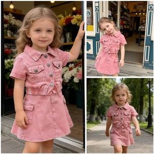 Conjunto de Dos Piezas de Mezclilla Vintage Rosa de Manga Corta para Niñas Pequeñas, Dulce, Moderno, Cómodo y Transpirable, Atuendo de Verano para Niños - Product Image 1