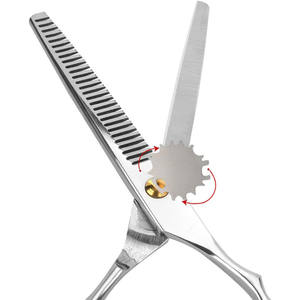 Ciseaux à cheveux Gy7 de 6,0 pouces, vis dorée, pour droitiers, ciseaux de salon de beauté, lame en acier inoxydable pour la coiffure - Product Image 1